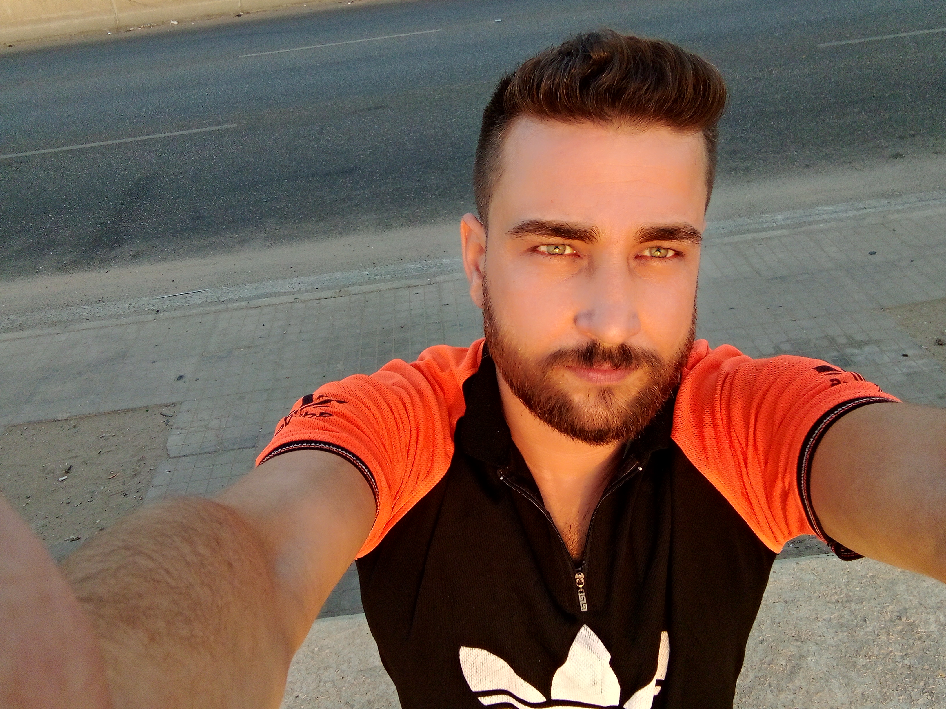���� ����_Q9dVJ