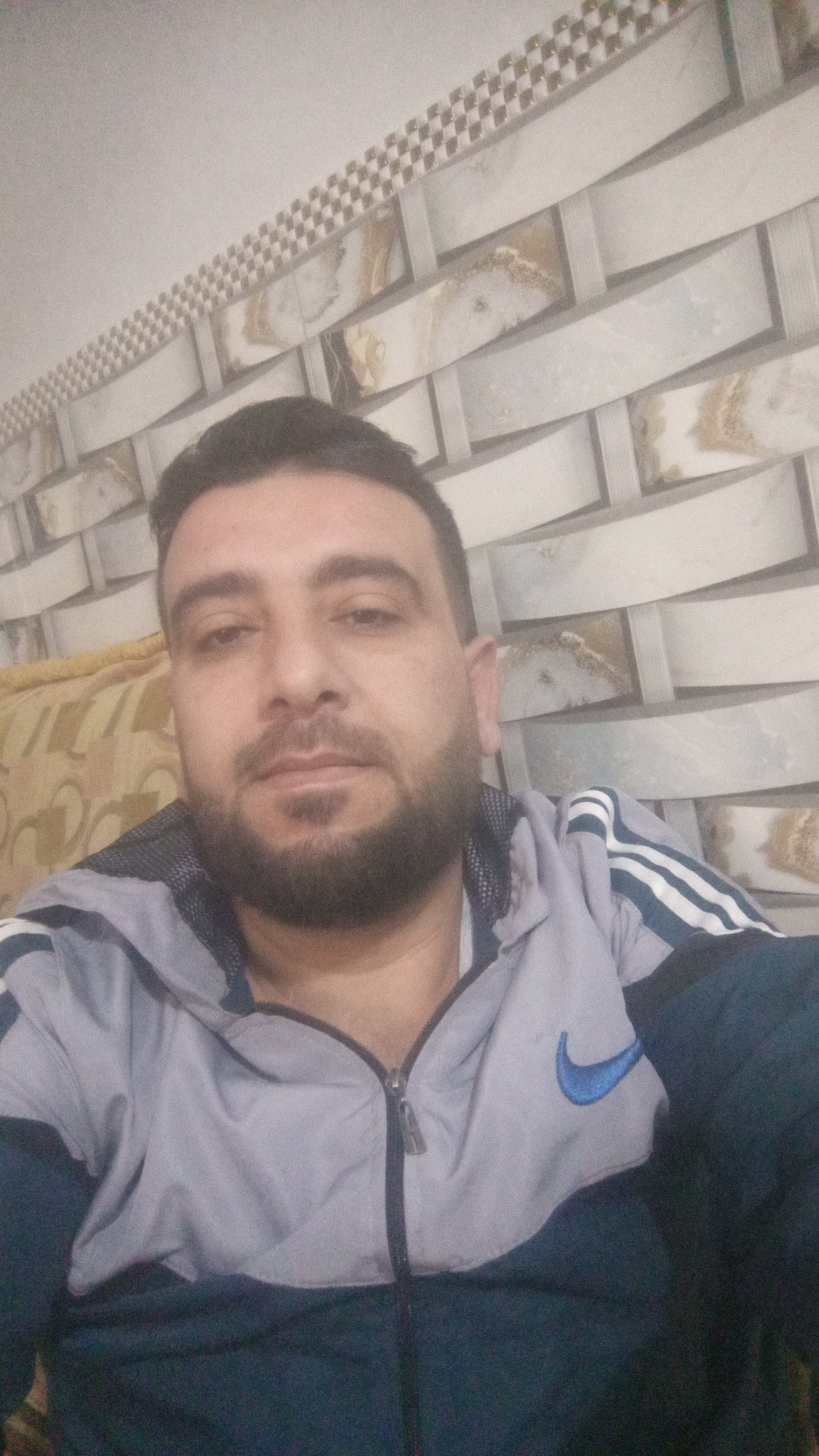 Ahmad Alsalh_fbKDv